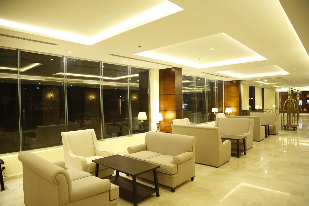 Flora Hotel Suite 2 فلورا2 للشقق المخدومة Rijad Zewnętrze zdjęcie