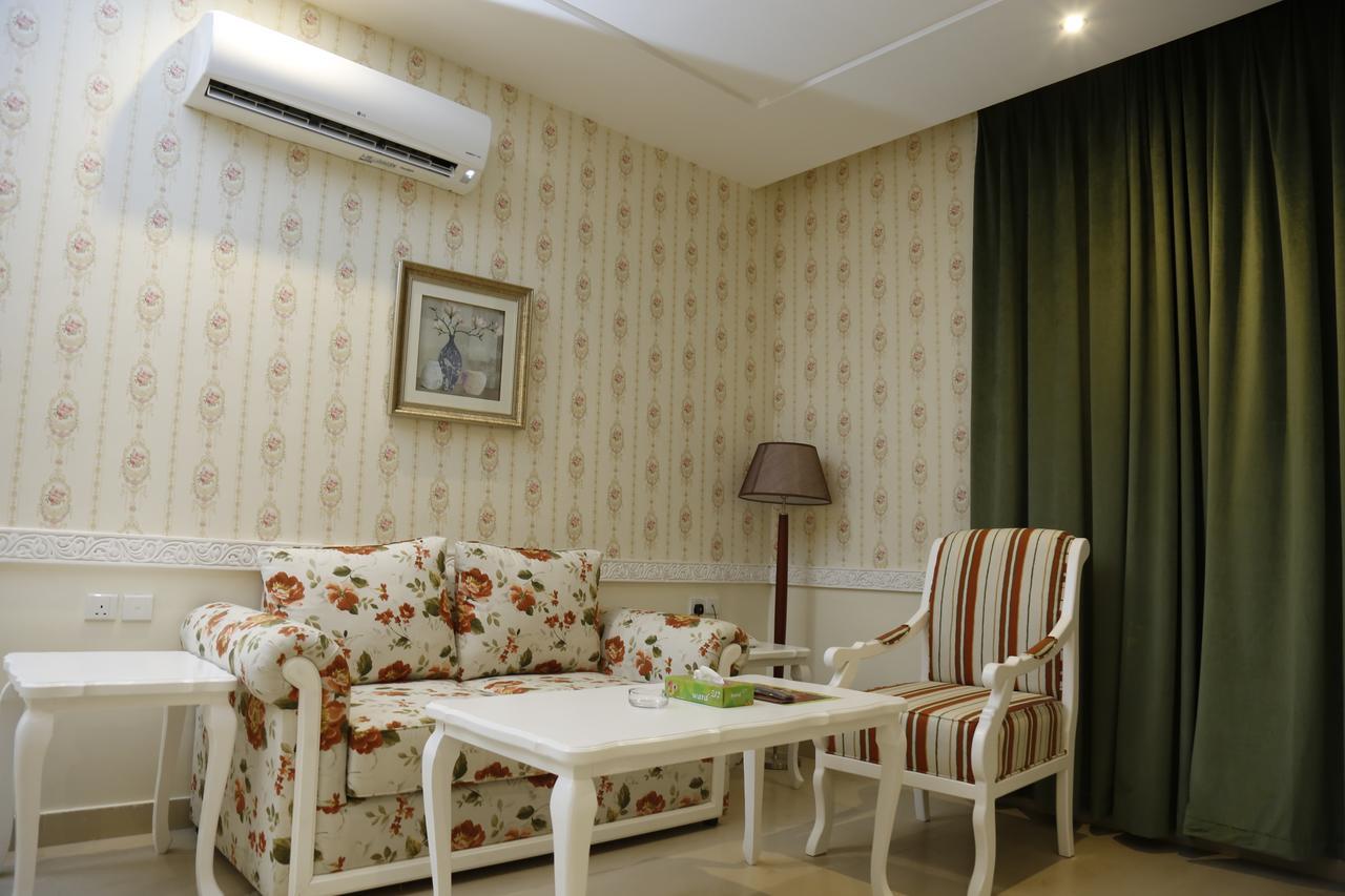 Flora Hotel Suite 2 فلورا2 للشقق المخدومة Rijad Zewnętrze zdjęcie
