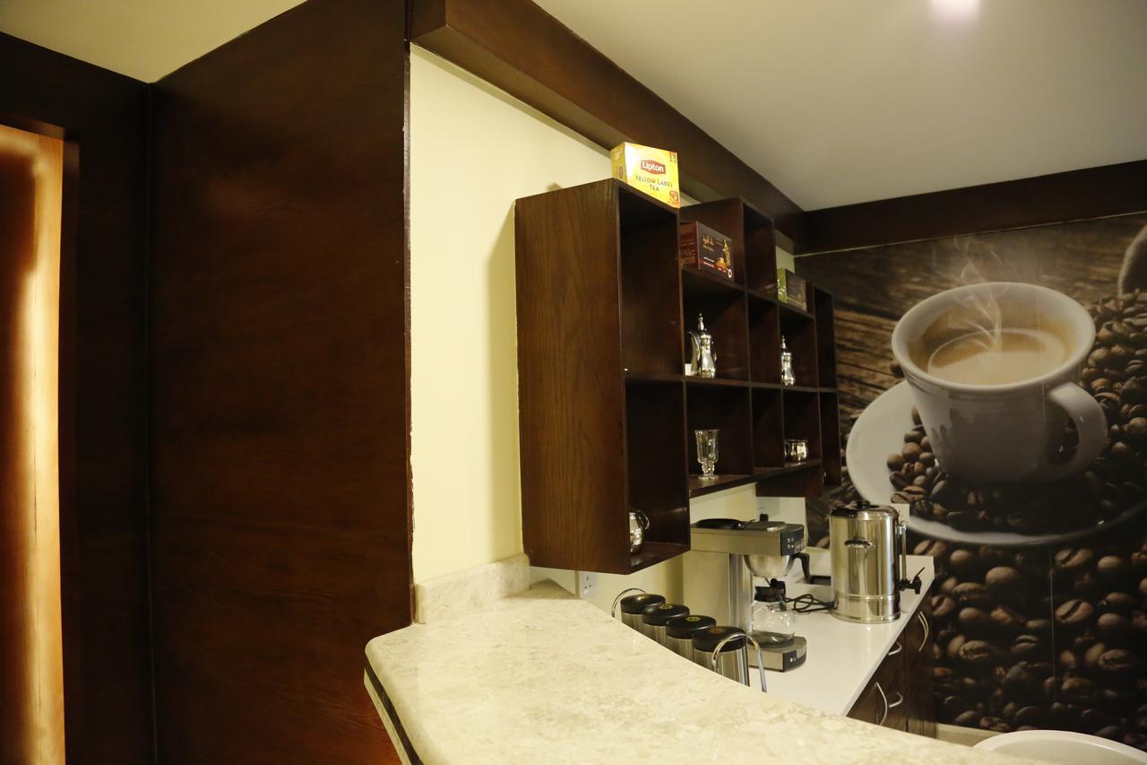 Flora Hotel Suite 2 فلورا2 للشقق المخدومة Rijad Zewnętrze zdjęcie